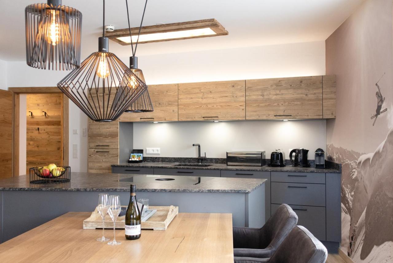 Avenida Style Appartements By Alpin Rentals - Incl Summercard Kaprun Ngoại thất bức ảnh